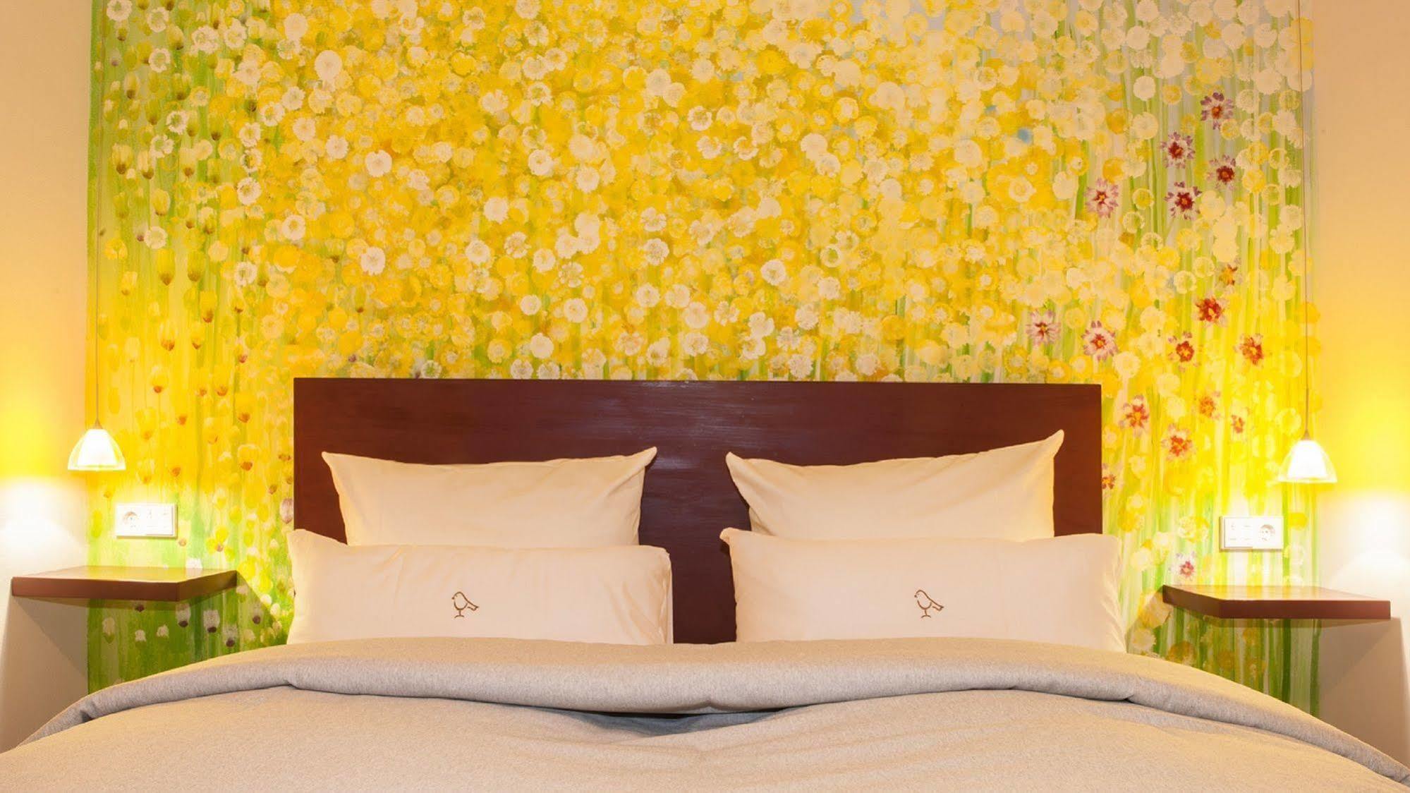 Romantik Hotel Meisenheimer Hof Экстерьер фото