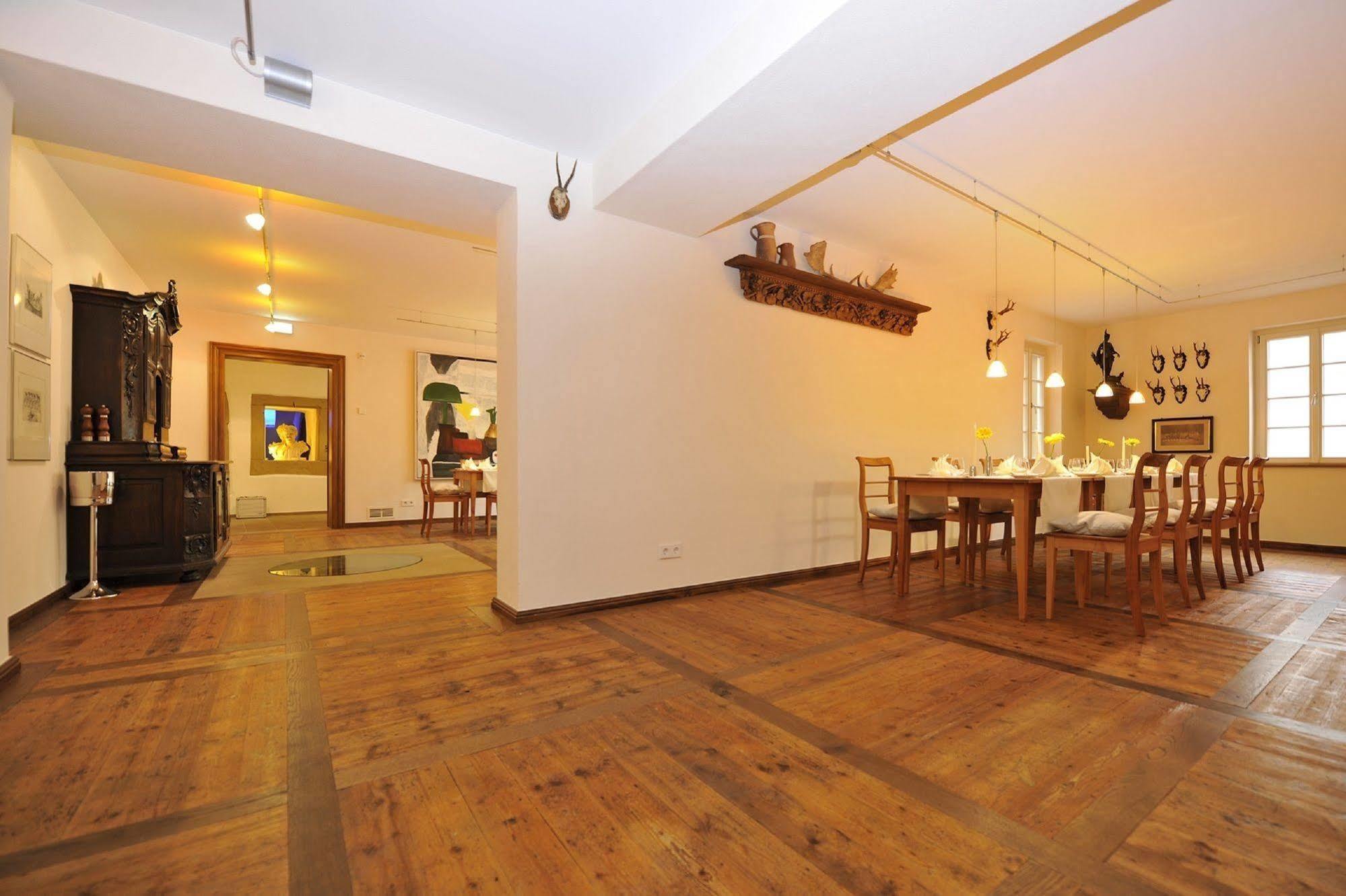Romantik Hotel Meisenheimer Hof Экстерьер фото
