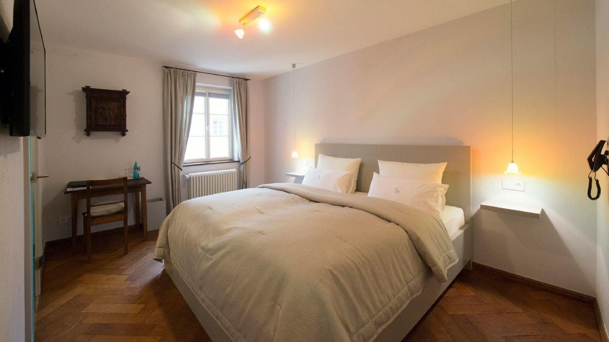 Romantik Hotel Meisenheimer Hof Экстерьер фото